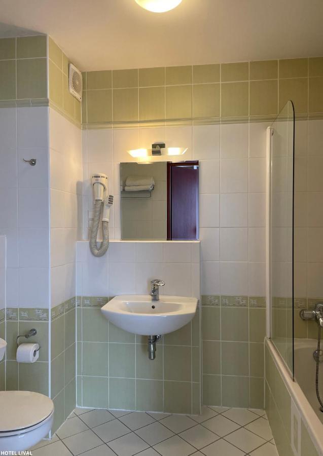 Hotel Lival Gdansk Bagian luar foto