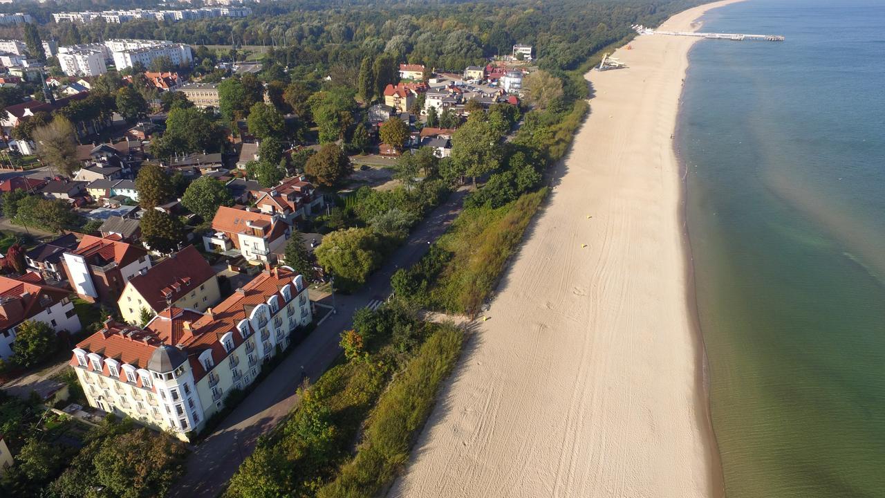 Hotel Lival Gdansk Bagian luar foto